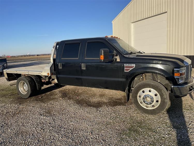 2008 Ford F-350 Equipment Image0