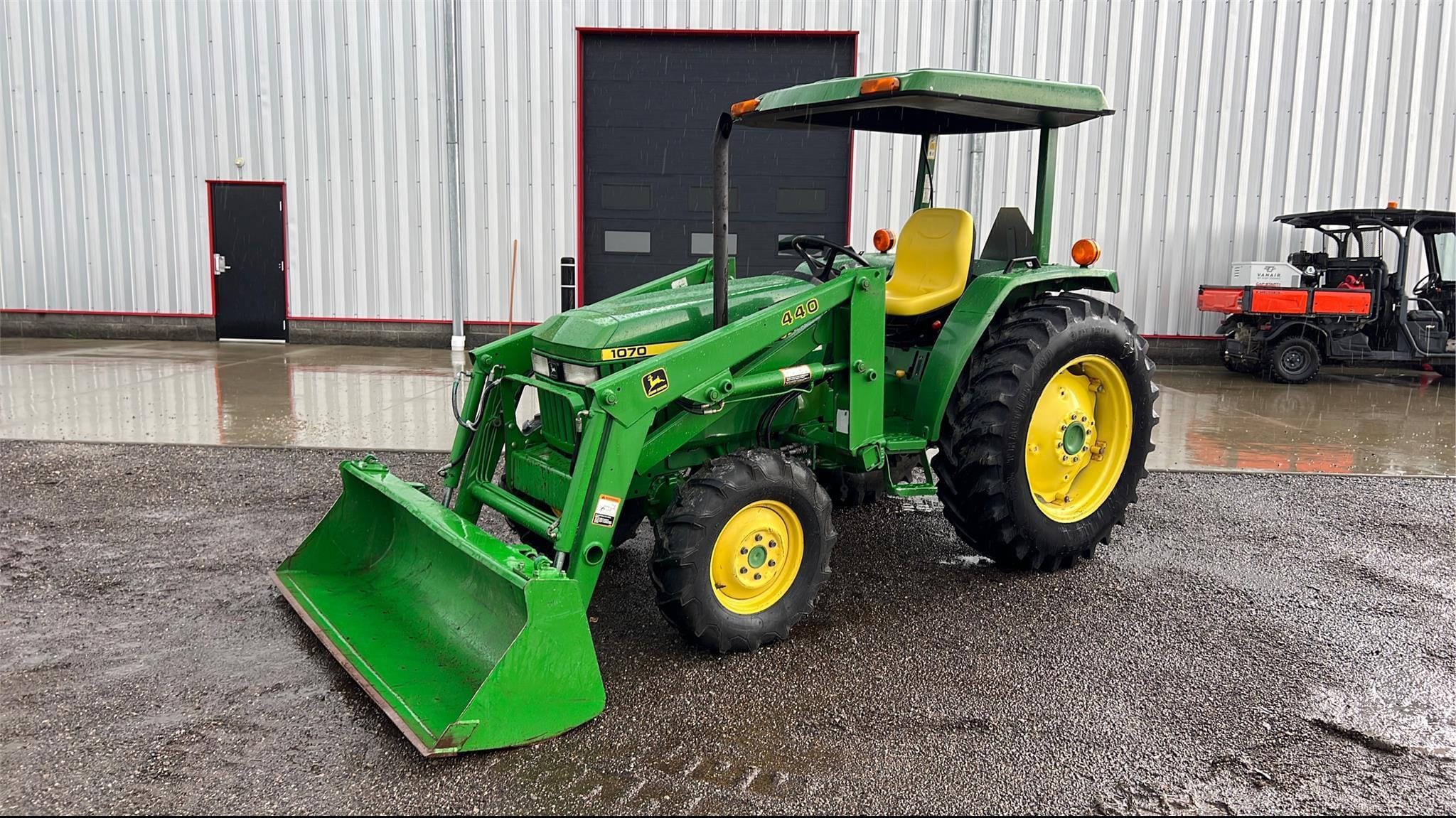Main image John Deere 1070