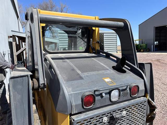 Thumbnail image John Deere 318D 6
