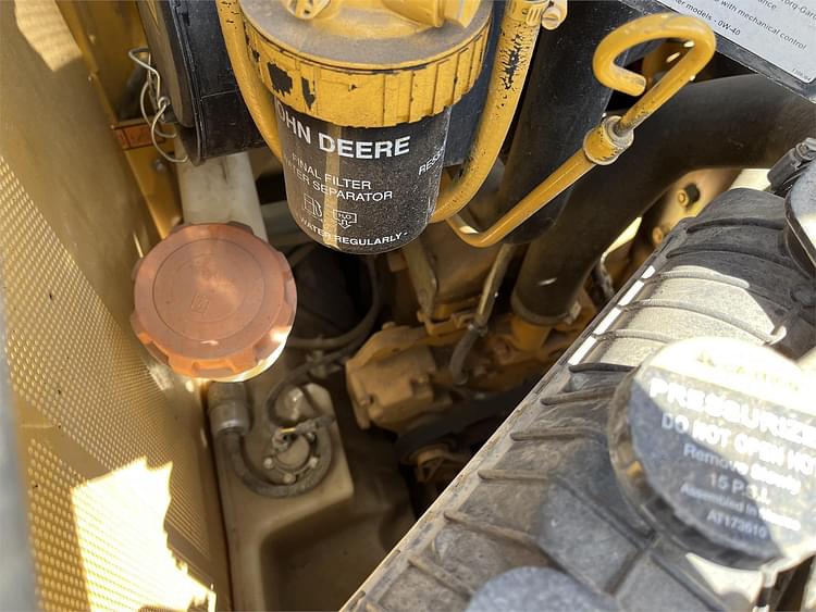 Main image John Deere 318D 8