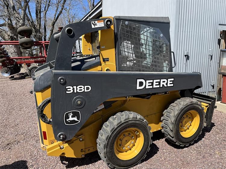 Main image John Deere 318D 9
