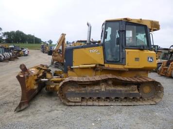 Main image John Deere 700J LGP