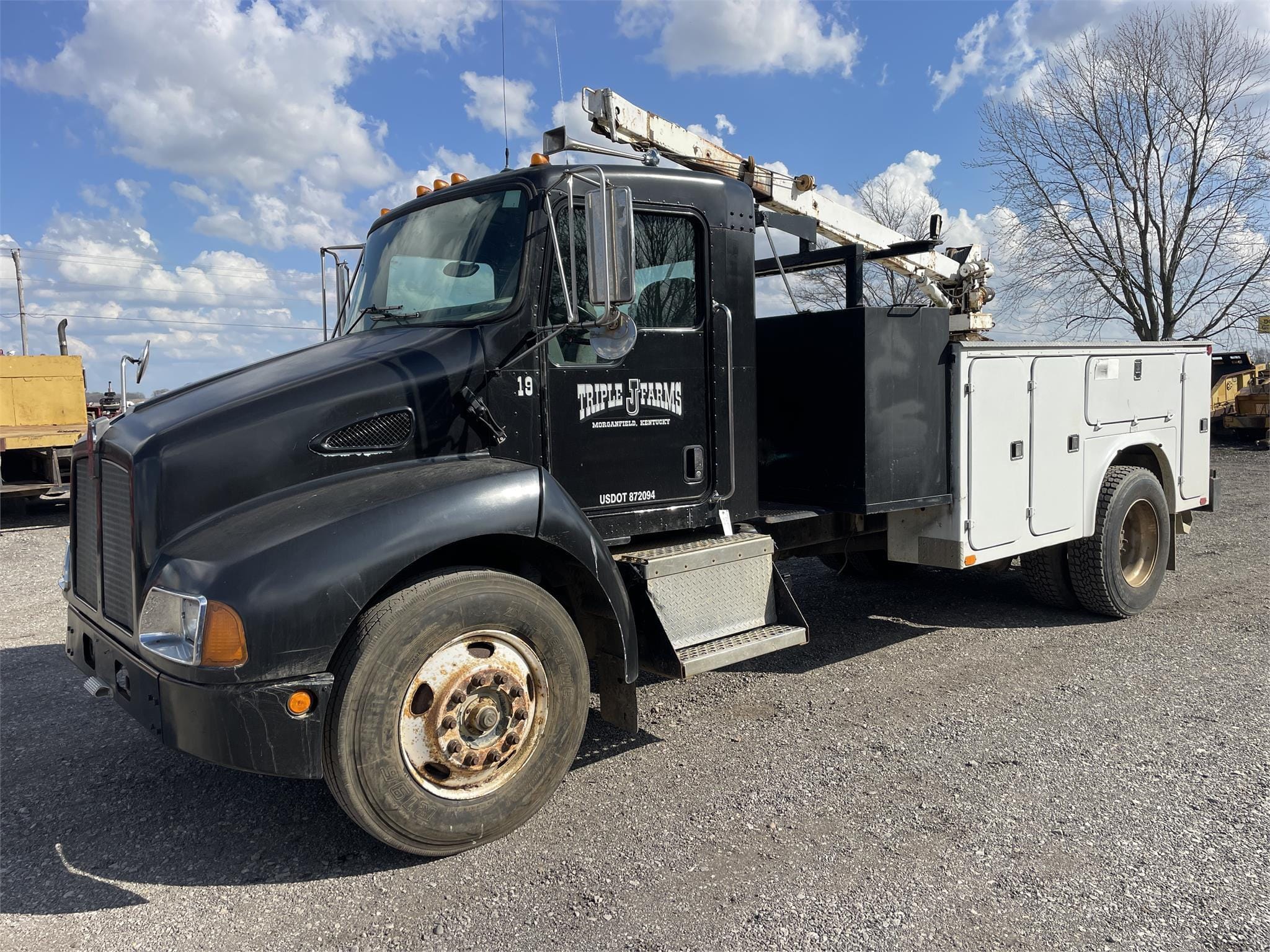 Main image Kenworth T300