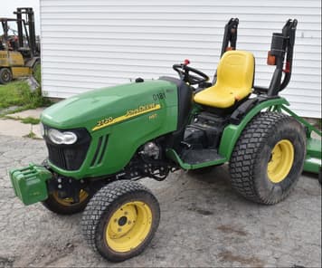 Main image John Deere 2720