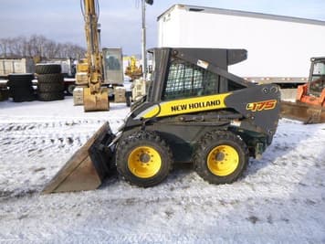 Main image New Holland L175