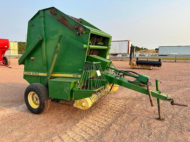 Image of John Deere 410 equipment image 2