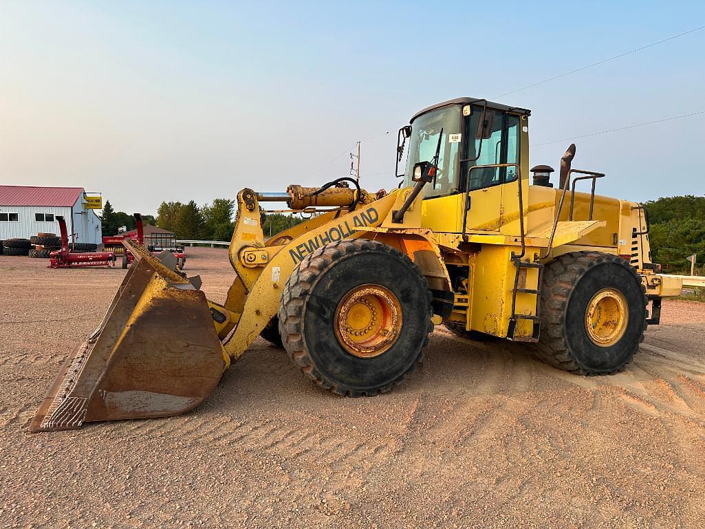 Image of New Holland LW270 Primary image