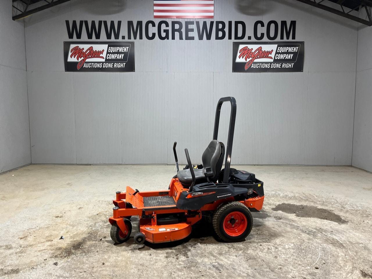 Main image Kubota Z122R