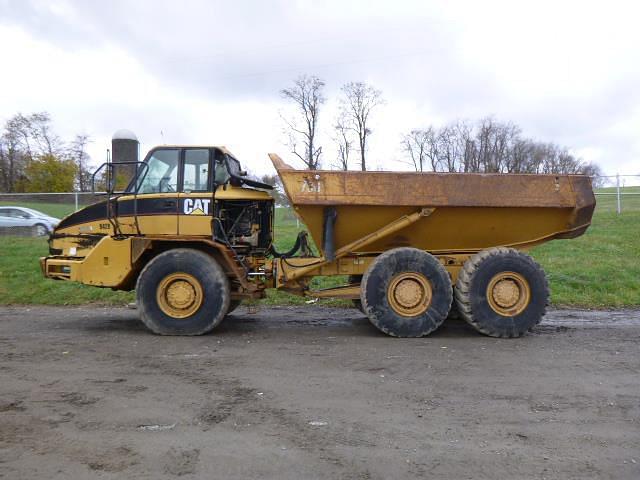 2004 Caterpillar 730 Equipment Image0