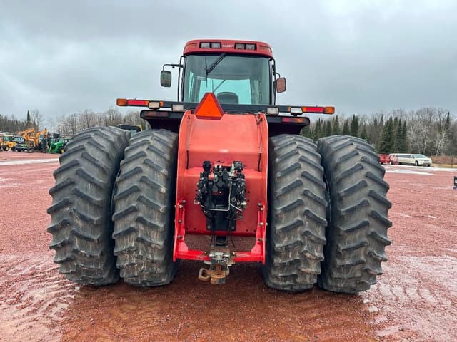 Image of Case IH Steiger 335 equipment image 4