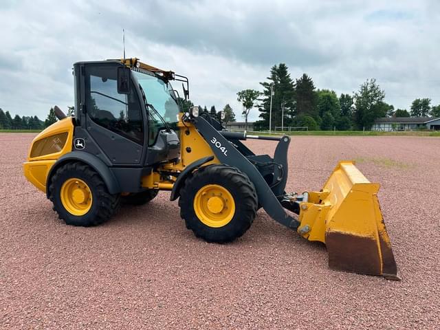 Image of John Deere 304L equipment image 2