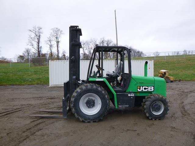 JCB 940 Equipment Image0
