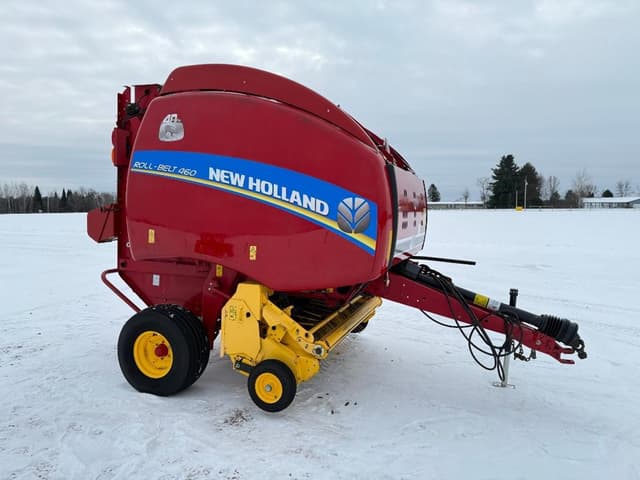 Image of New Holland RB460 equipment image 2