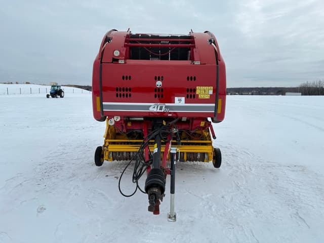 Image of New Holland RB460 equipment image 1