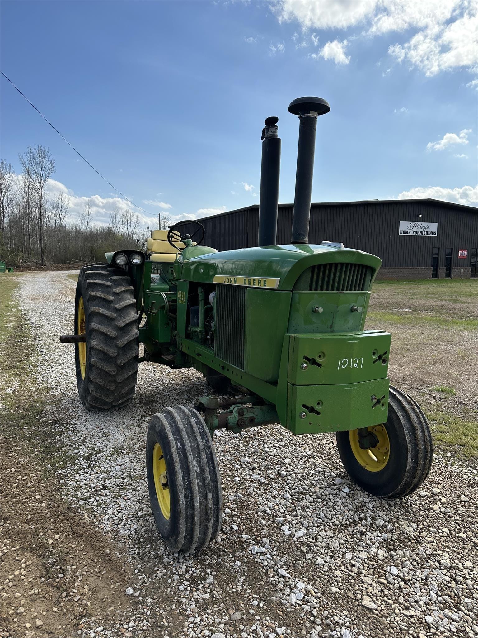Main image John Deere 4320