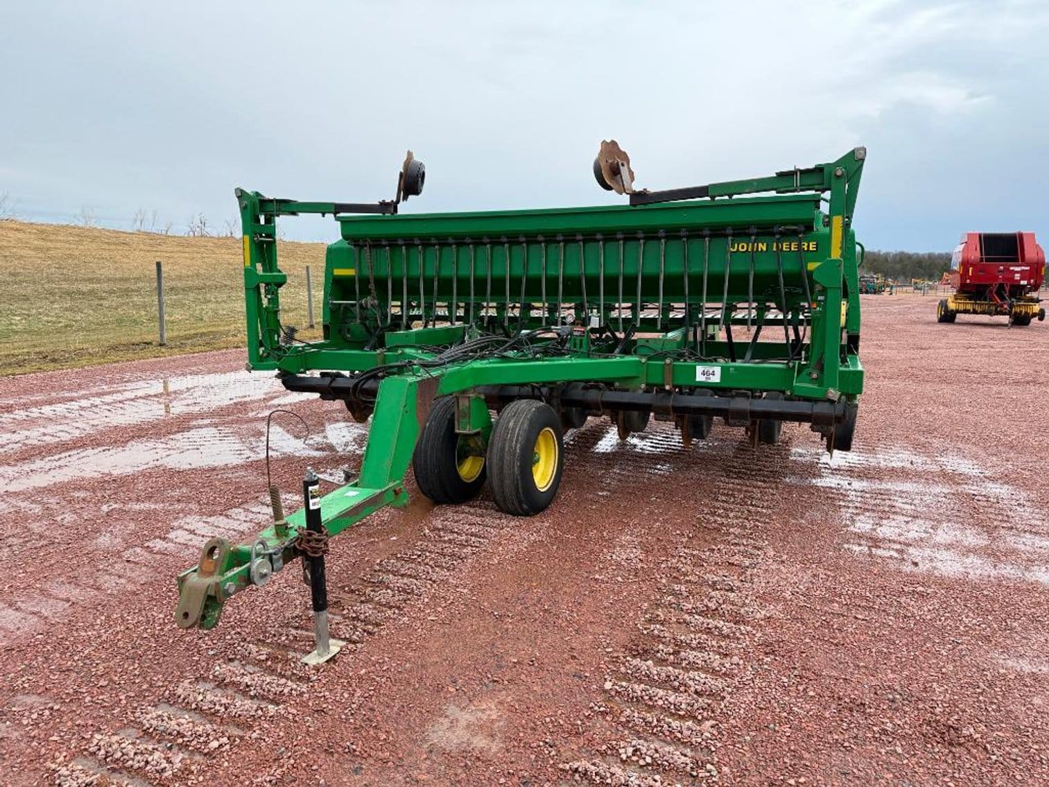 John Deere 1560 Equipment Image0