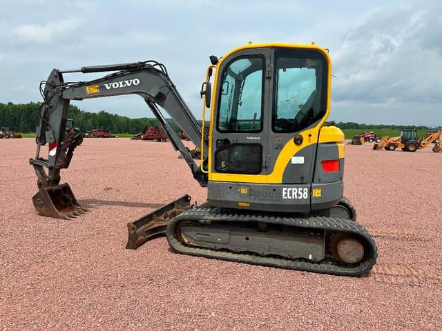 Image of Volvo ECR58 equipment image 4