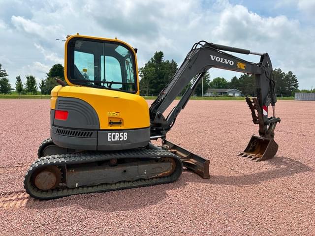 Image of Volvo ECR58 equipment image 2