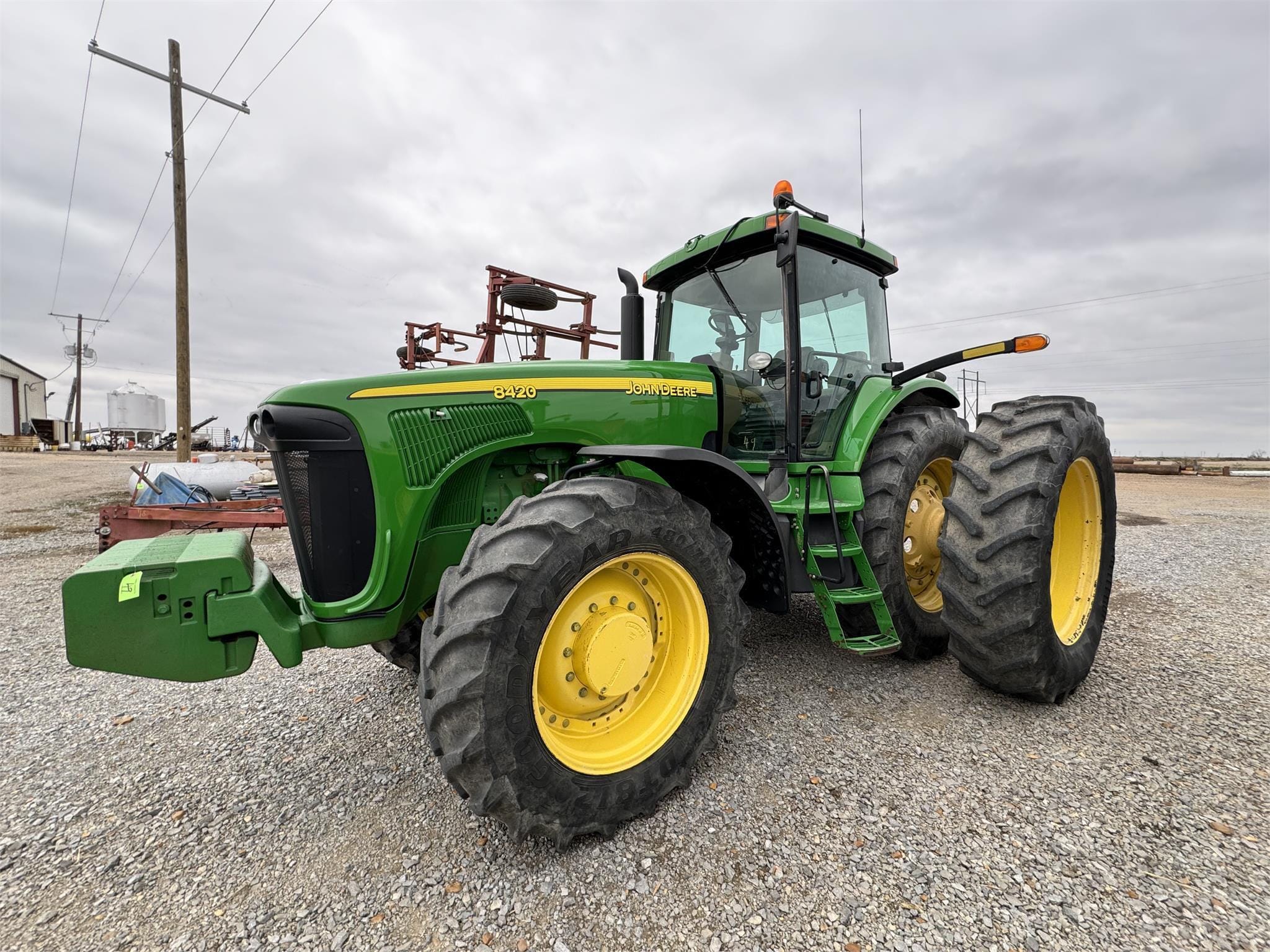 Main image John Deere 8420