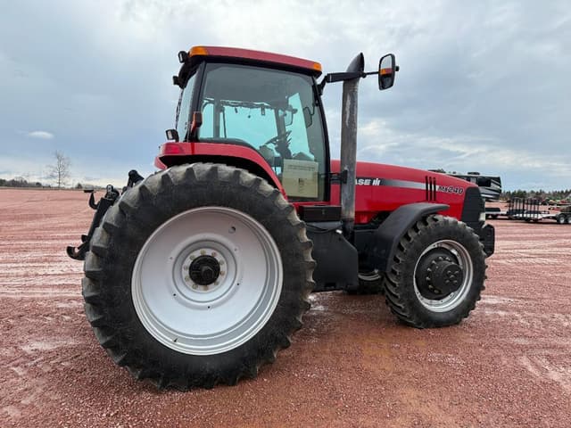 Image of Case IH MX240 equipment image 1