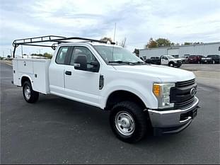 2017 Ford F-250 Equipment Image0