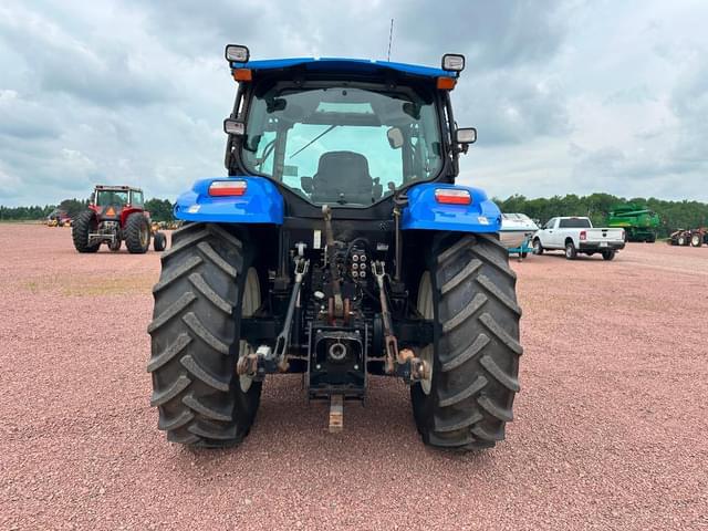 Image of New Holland T6020 equipment image 4
