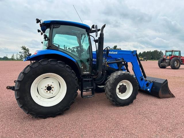 Image of New Holland T6020 equipment image 3