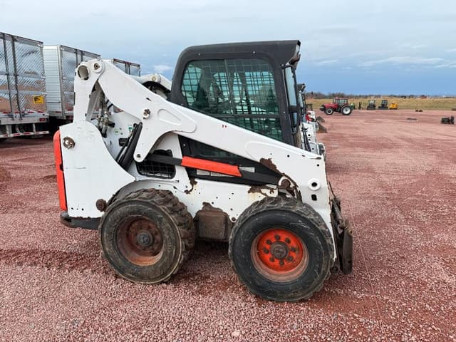 Image of Bobcat S650 equipment image 2