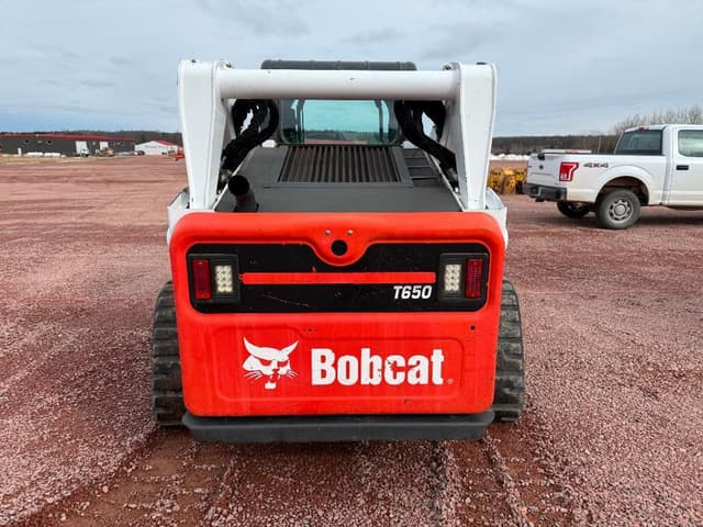 Image of Bobcat T650 equipment image 4