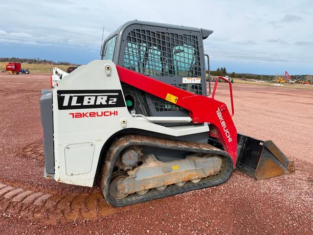 Image of Takeuchi TL8R2 equipment image 3