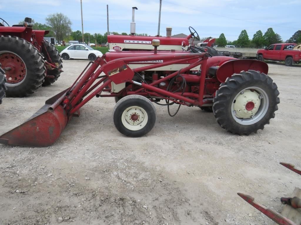 Main image International Harvester 240