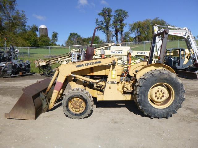 Ford 445 Equipment Image0