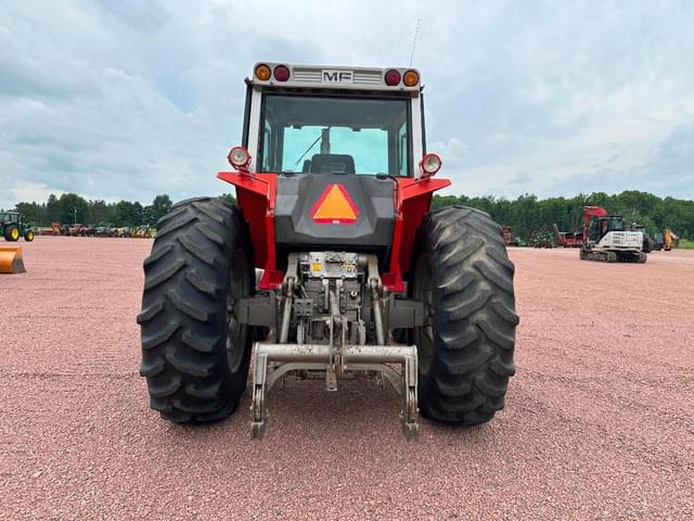 Image of Massey Ferguson 2705 equipment image 4