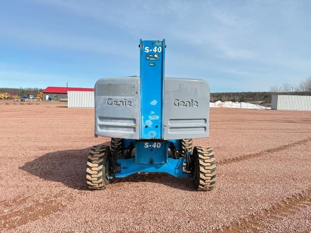 Image of Genie S-40 equipment image 3