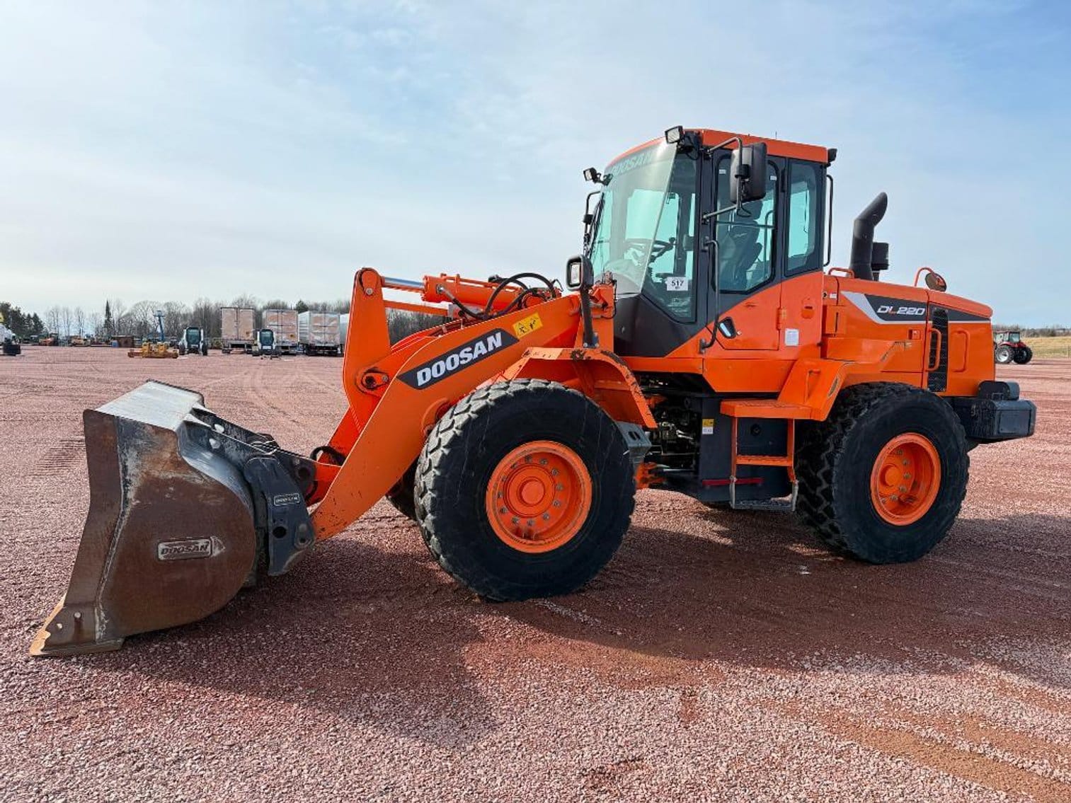 2017  Doosan DL220-5 Equipment Image0