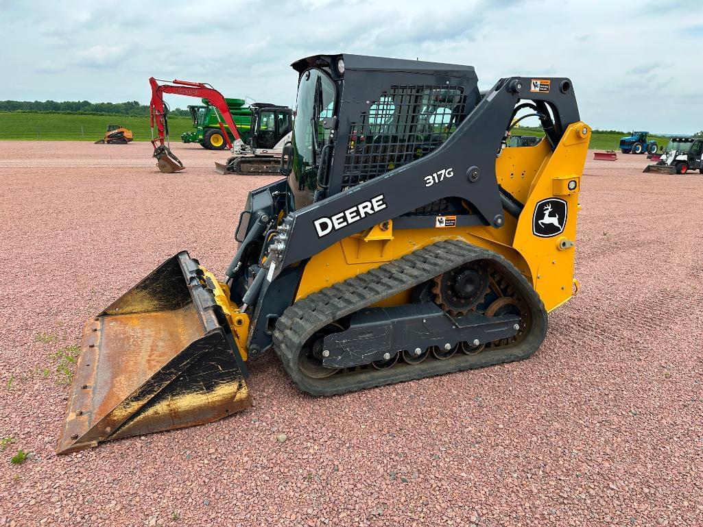 Image of John Deere 317G Primary image