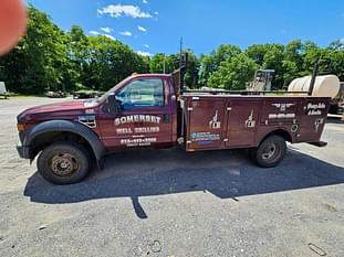 2009 Ford F-550 Equipment Image0