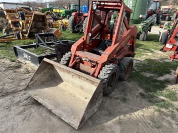 Main image New Holland L225