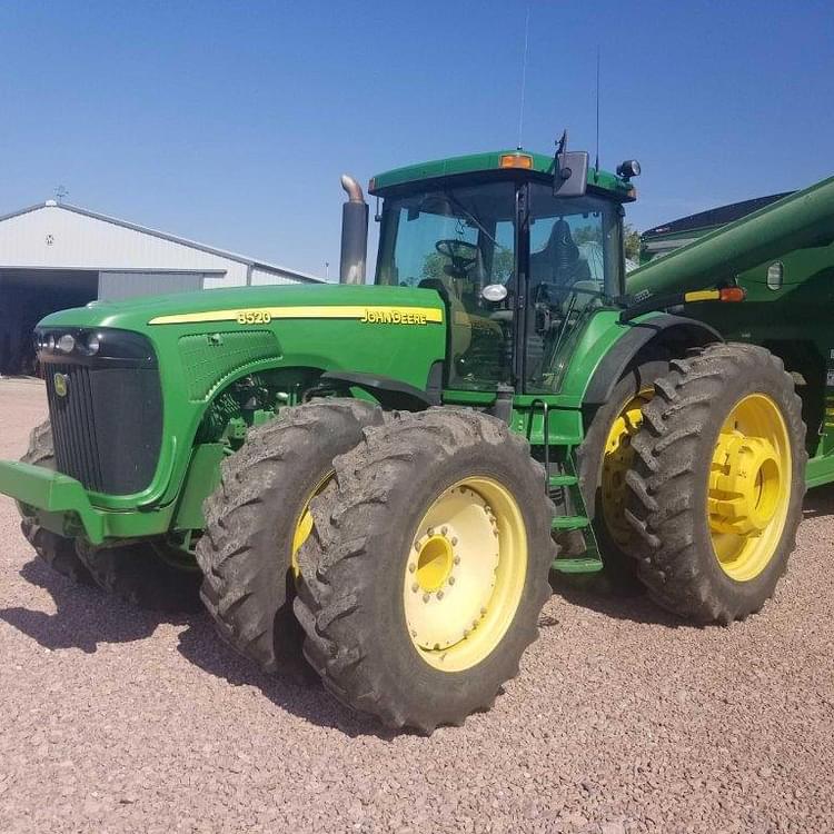 2005 John Deere 8520 Equipment Image0