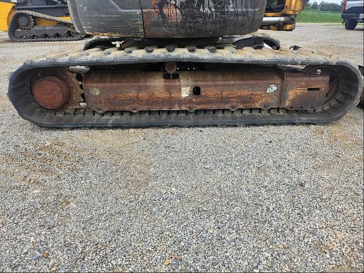 Main image New Holland E50B 7