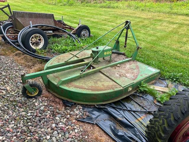 Image of John Deere 606 equipment image 4