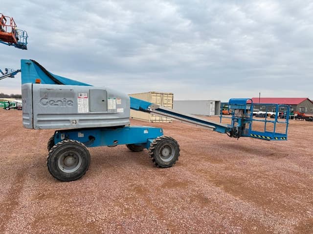Image of Genie S-40 equipment image 2