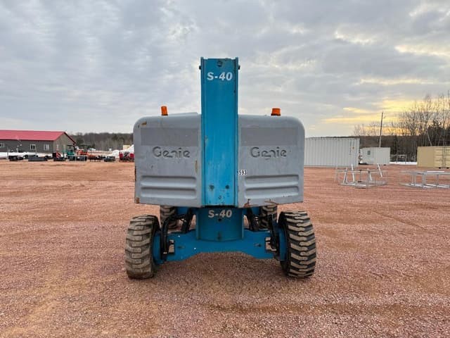 Image of Genie S-40 equipment image 3