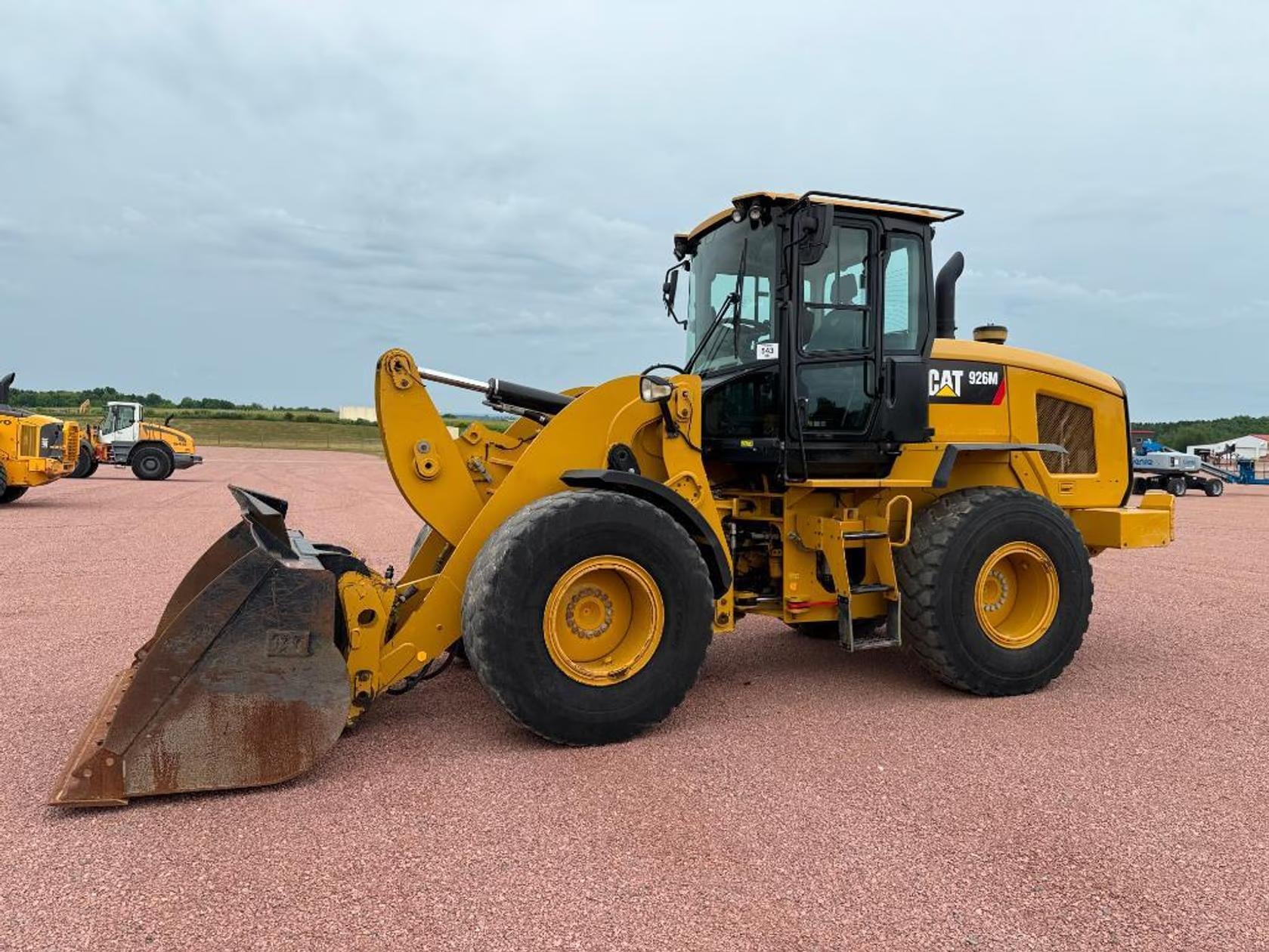 Caterpillar 926M Equipment Image0