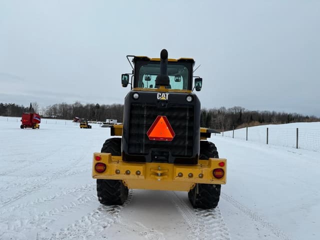Image of Caterpillar 926M equipment image 4