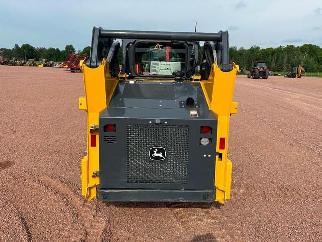 Image of John Deere 317G equipment image 4