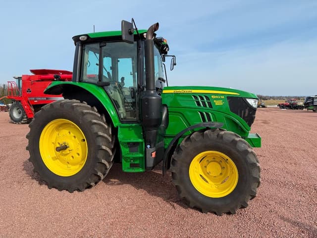 Image of John Deere 6140M equipment image 2
