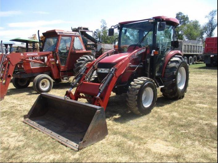 Main image Case IH Farmall DX55
