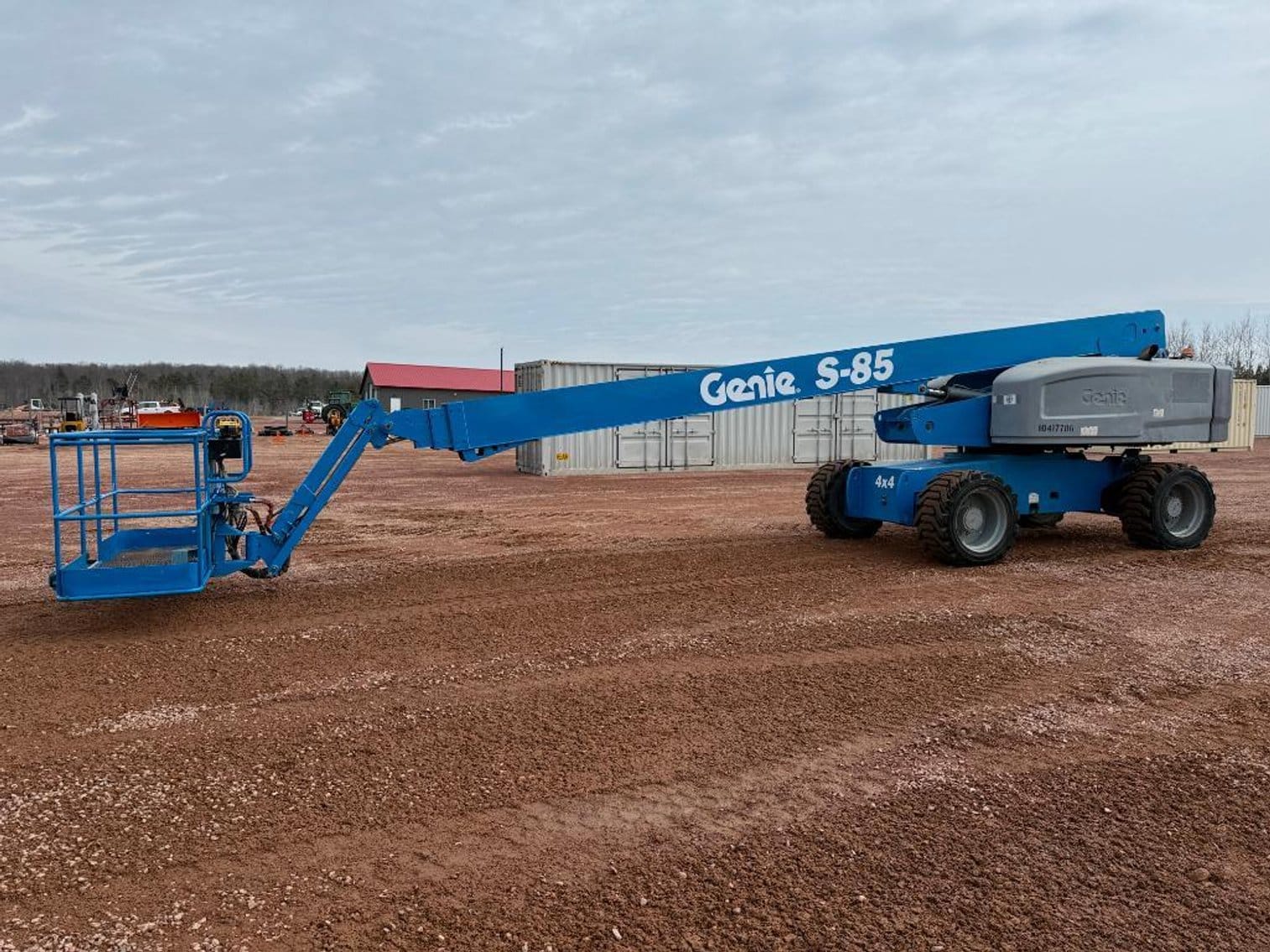 2015 Genie S-85 Equipment Image0