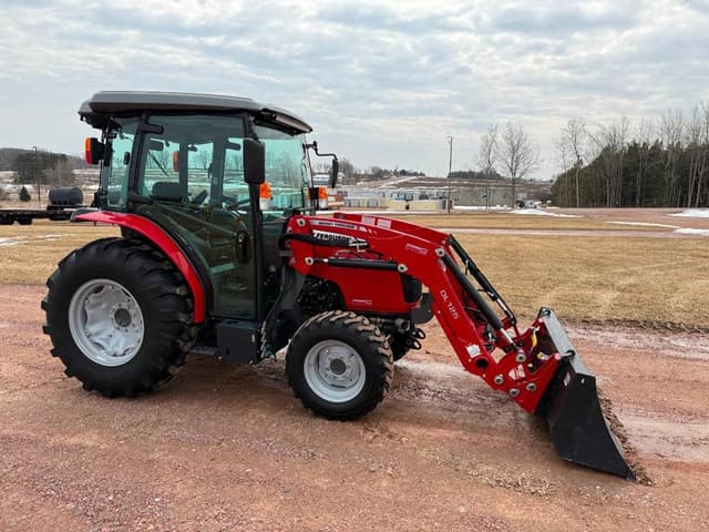 Image of Massey Ferguson 1736 equipment image 2
